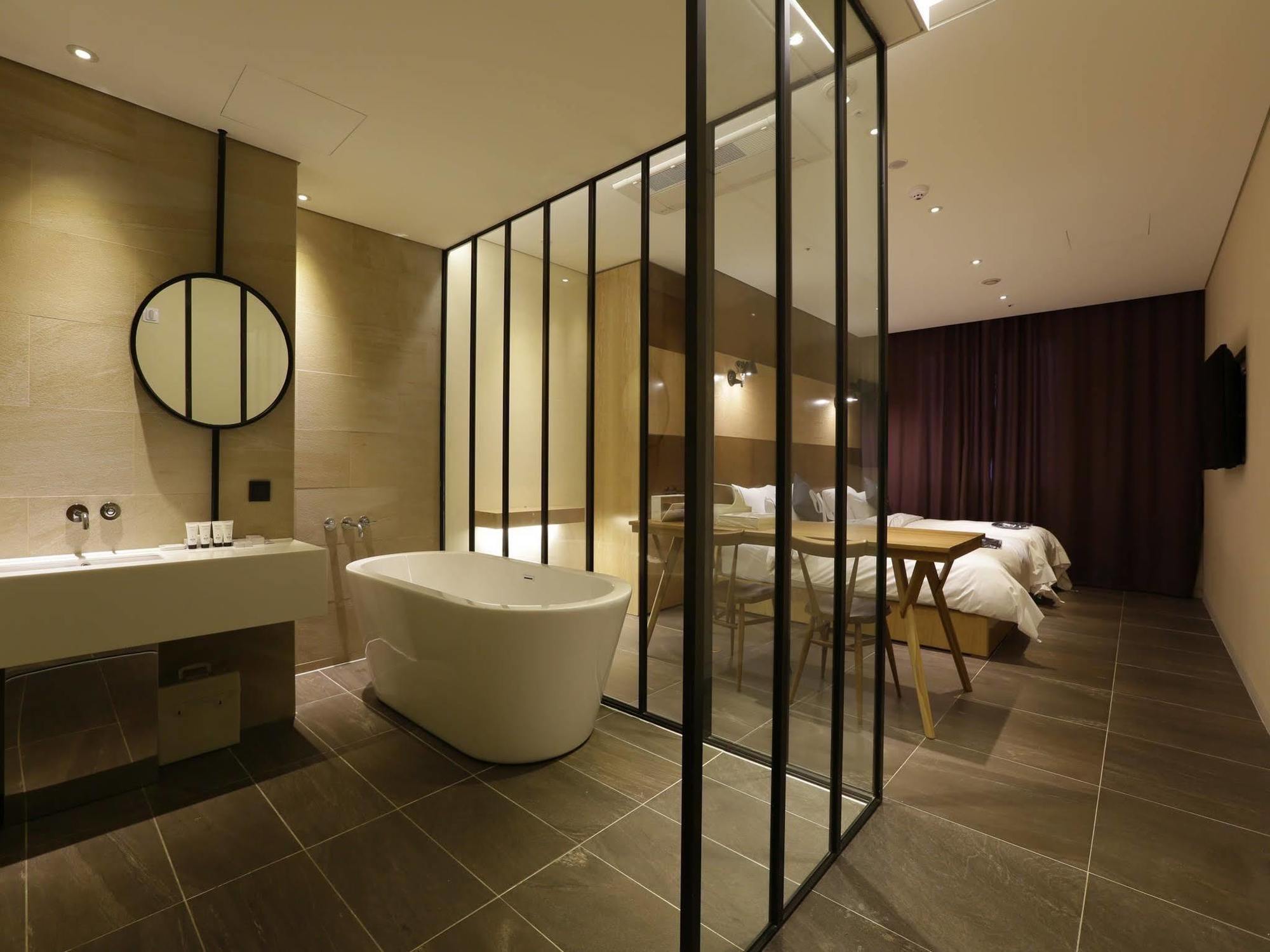Hotel The Designers 인천 외부 사진